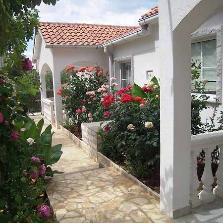 Apartments Marijeta Вир Екстериор снимка
