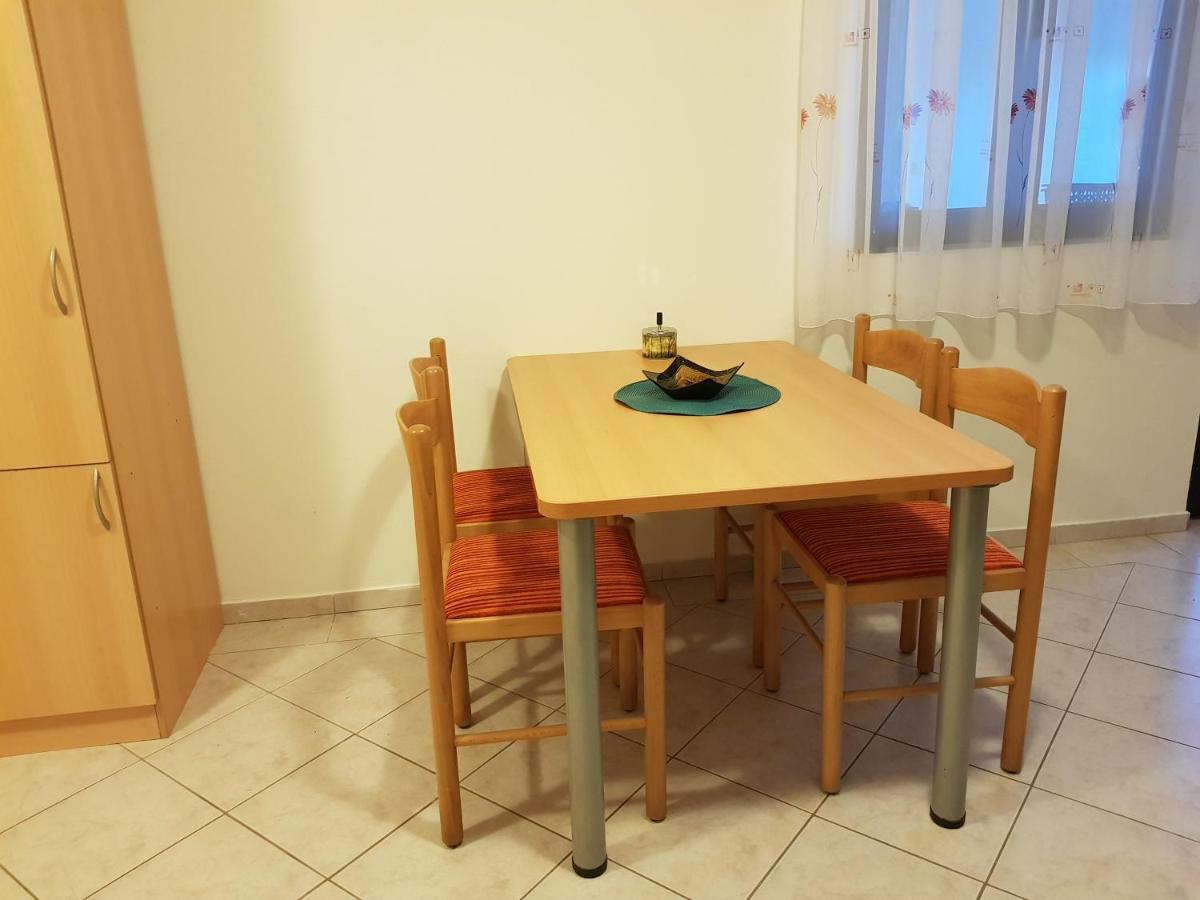 Apartments Marijeta Вир Екстериор снимка